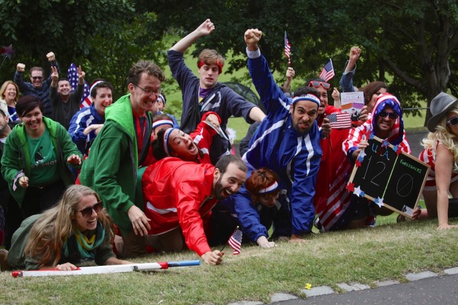 Some of the many Americans in town for the Fringe.