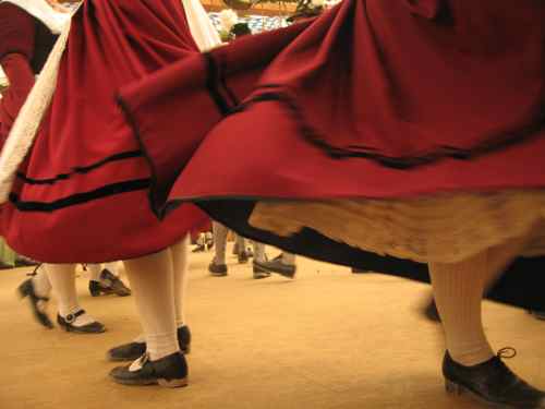 dancers at Oktoberfest