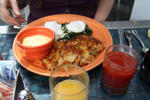 breakfast at the Moonstruck Diner